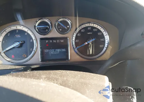 2011 Cadillac Escalade Platinum Edition z USA, uszkodzony, nr VIN 1GYS4DEF2BR259938